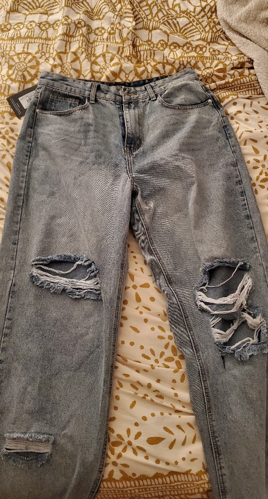 PrettyLittleThing jeans